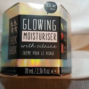 Glowing Moisturiser